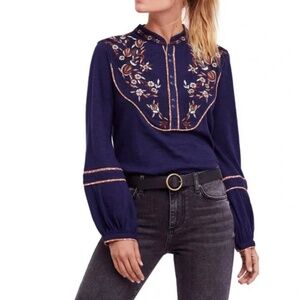 Free People Sundance Kid Embroidered Henley T-Shirt in Navy. Size S